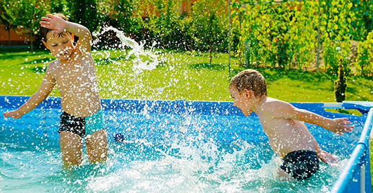 Disfrute el verano en la comodidad del hogar con piscinas desmontables